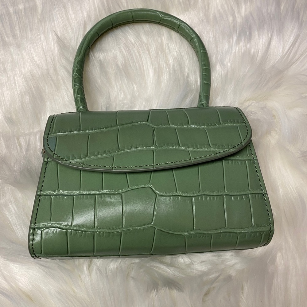 Green leather mini bag